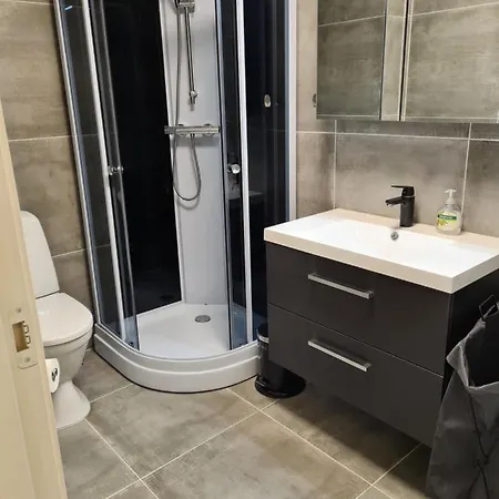 Studio Leilighet, Hoy Standar, Rett Ved Airport Apartment