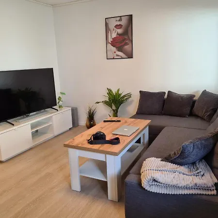 Apartment Studio Leilighet, Hoy Standar, Rett Ved Airport Bergen