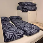 Apartment Studio Leilighet, Hoy Standar, Rett Ved Airport *
